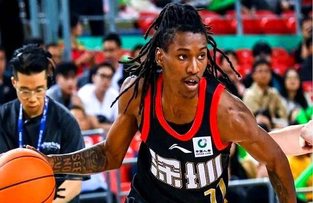 开云体育-关于风云突变！勒沃库森赛后更衣室发声，社区盾版图或变，更衣室稳定，训练强度明显提升的信息