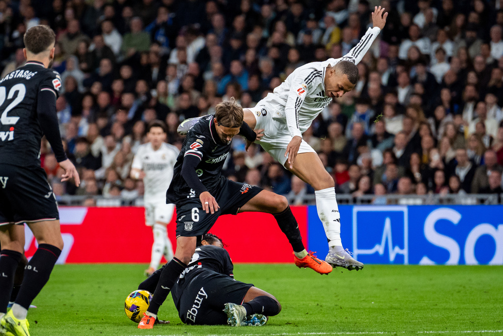 开云体育- 莱万多夫斯基十佳球 