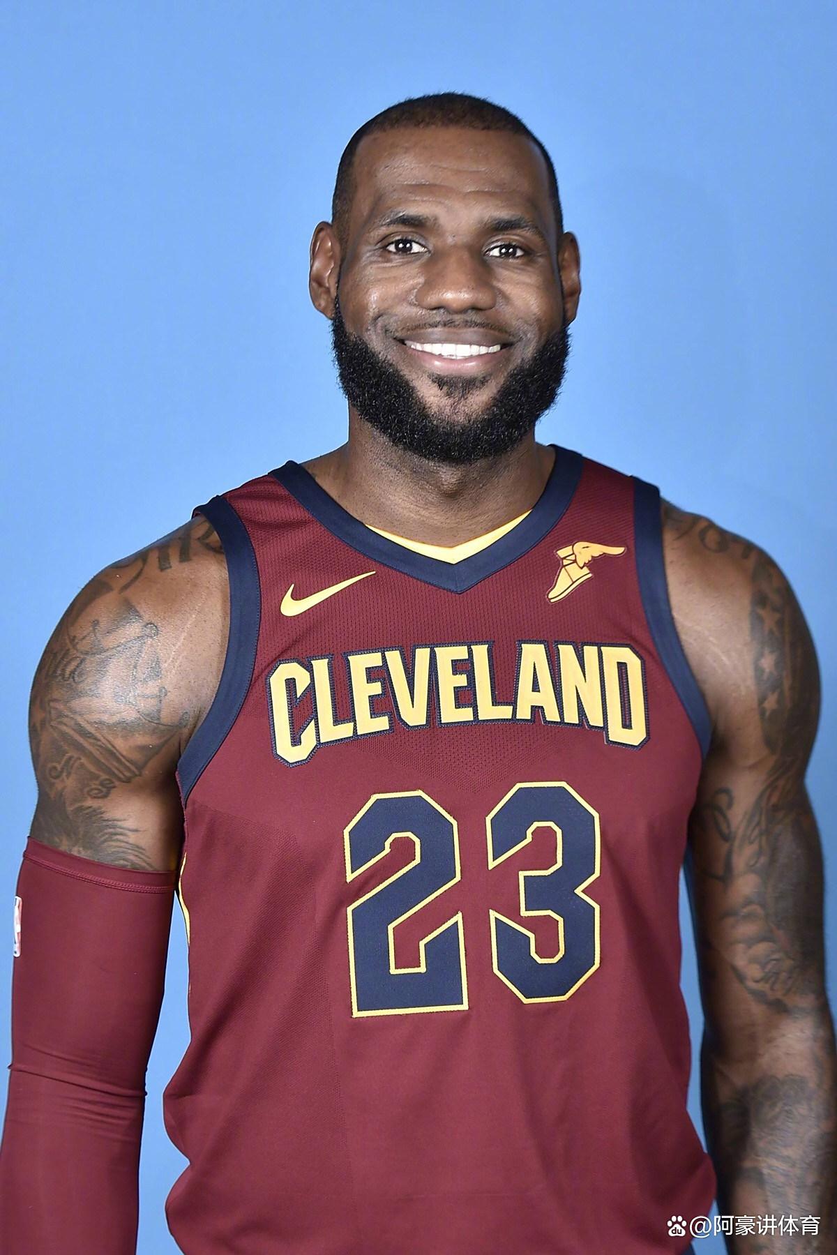 开云体育- 詹姆斯在切尔西比赛中绝杀,逆转引发热议的是谁